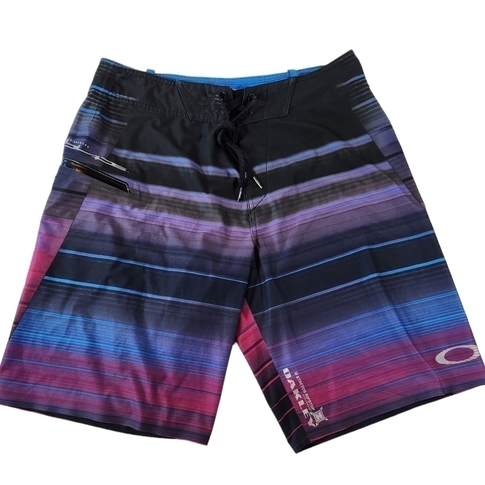 OAKLEY Blade 30 Stretch Ripstop Hydrofuse Board Shorts Swim Trunks Black Purple